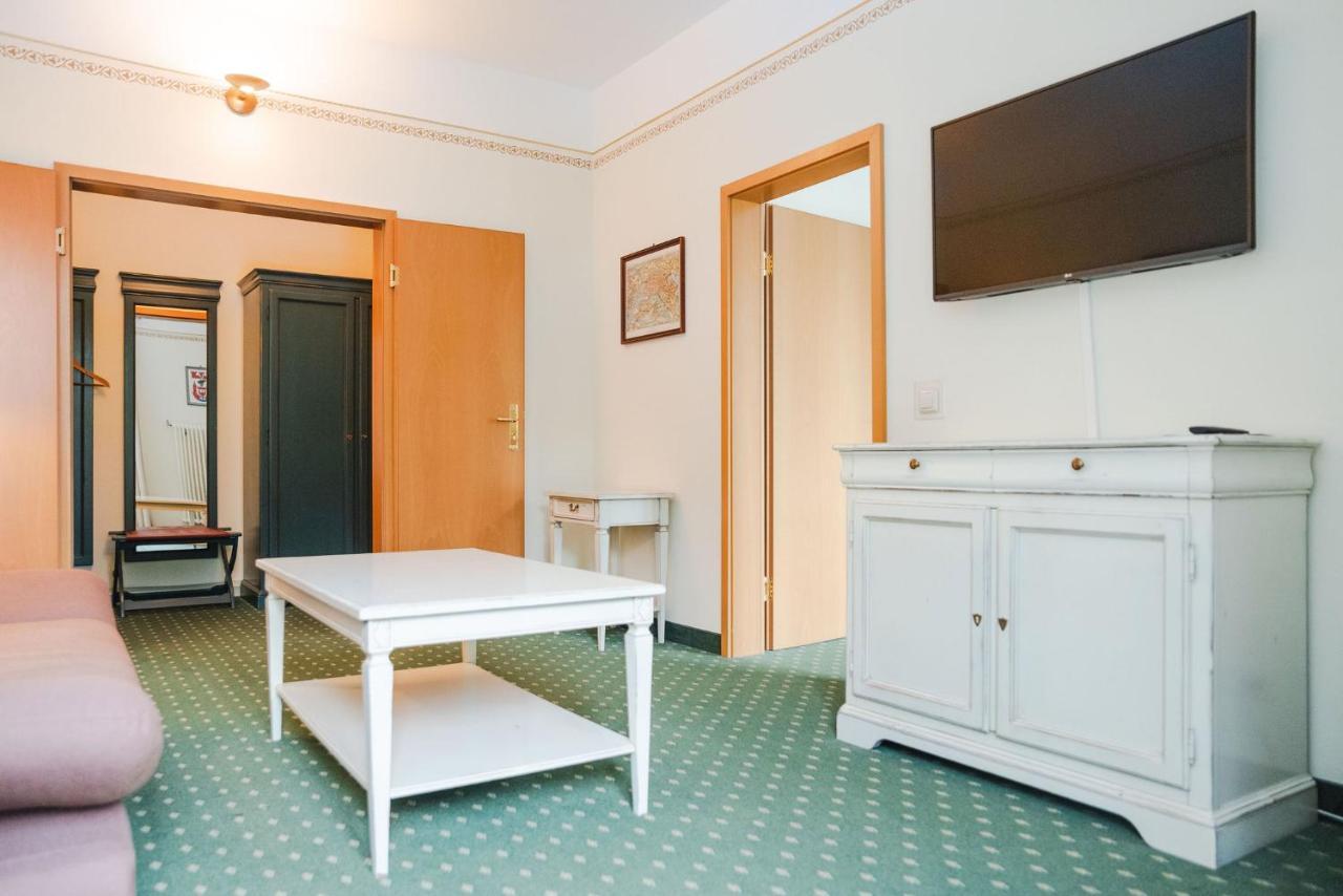 One-Bedroom Suite