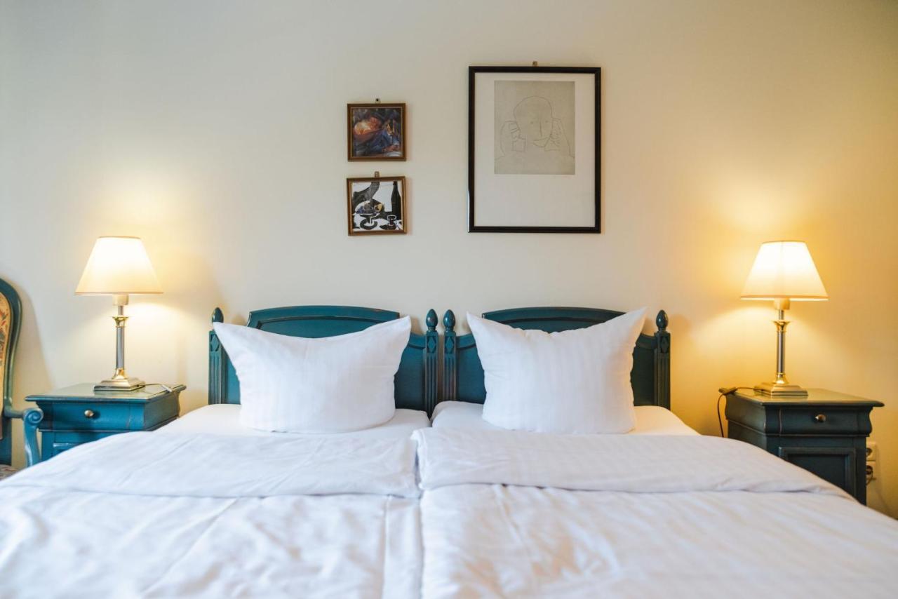 Large Twin Room